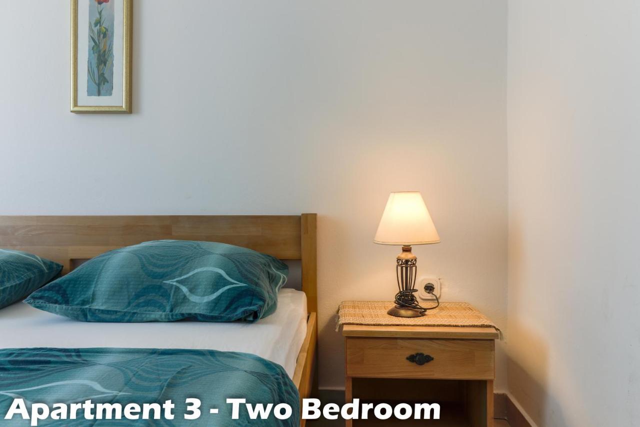 Art Apartments Vrsar Eksteriør billede