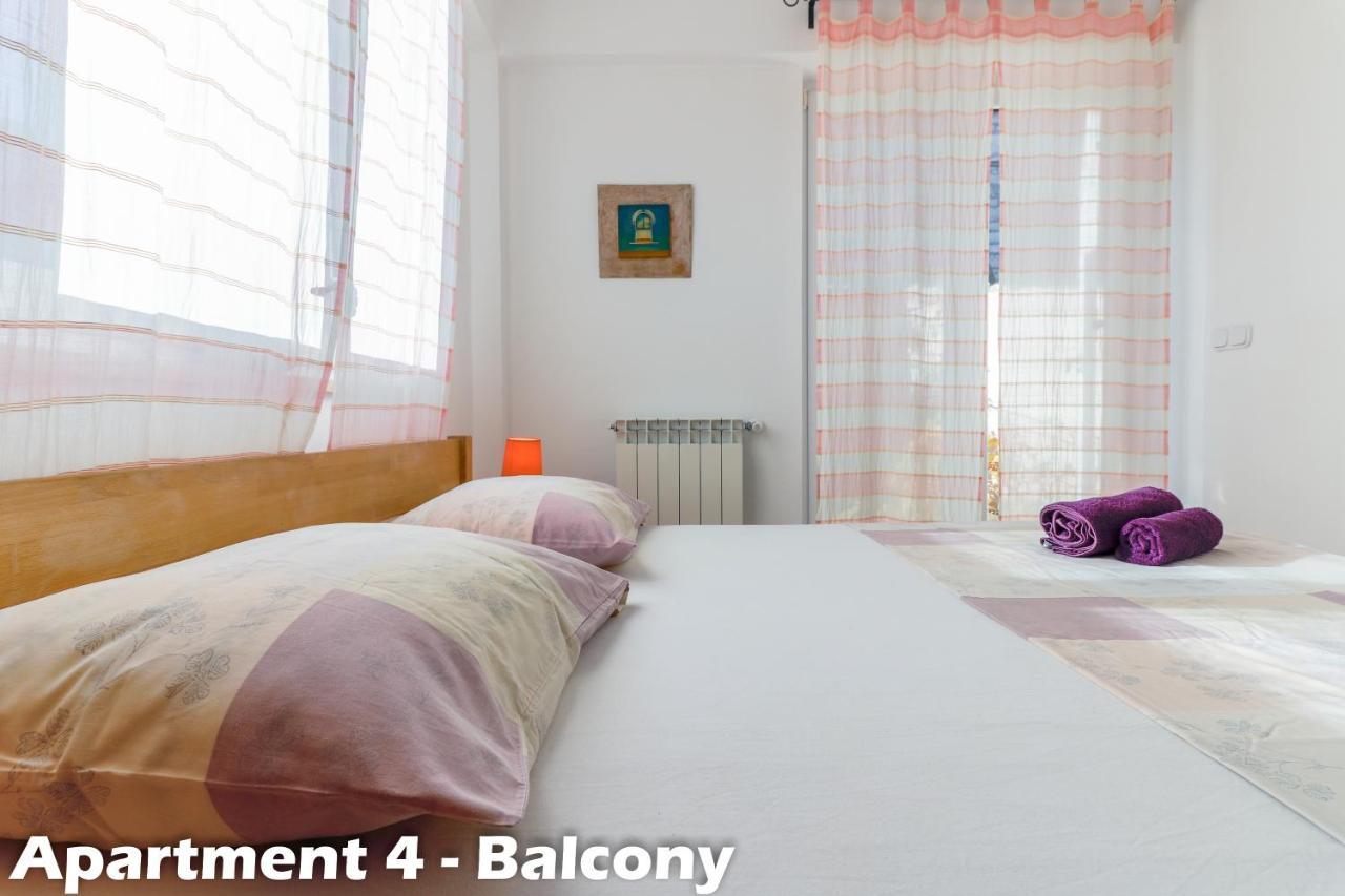 Art Apartments Vrsar Eksteriør billede