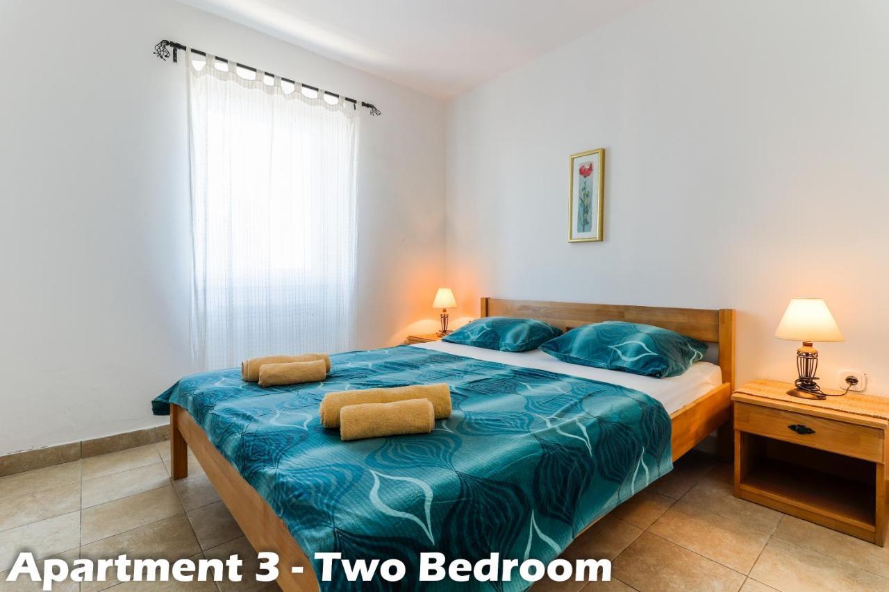 Art Apartments Vrsar Eksteriør billede
