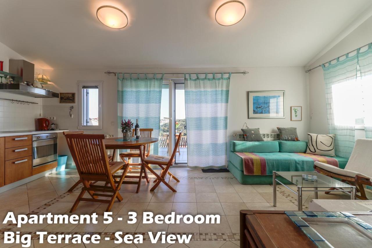 Art Apartments Vrsar Eksteriør billede